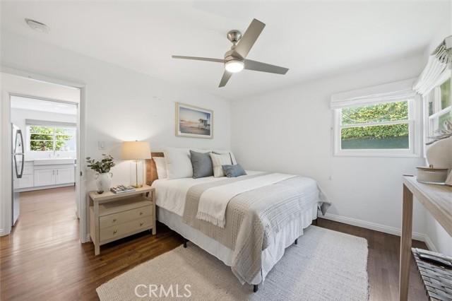 1039 8th Street, Hermosa Beach, California 90254, 2 Bedrooms Bedrooms, 0 ,1 BathroomBathrooms,Residential,For Sale,8th,0,SB26121769