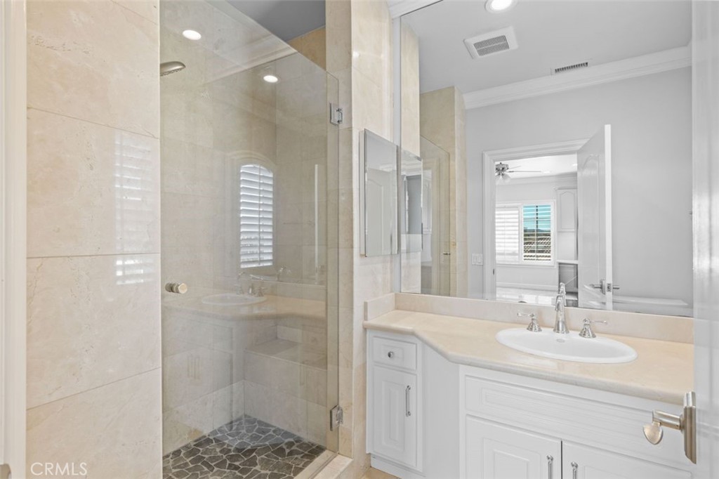 MLS #OC25258799 image #41