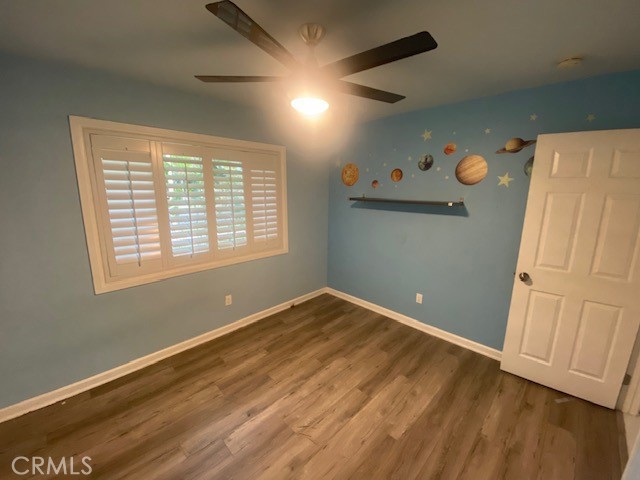 Detail Gallery Image 25 of 30 For 9767 Comanche, Chatsworth,  CA 91311 - 4 Beds | 3 Baths