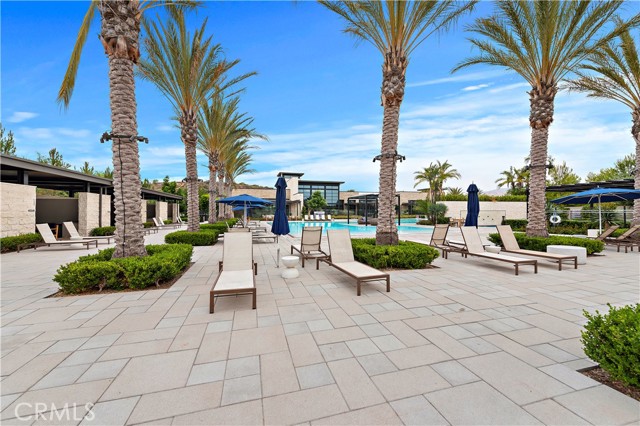 53 Lunar, Irvine CA: https://media.crmls.org/medias/d4d5e2a8-f9aa-401b-9e42-69e0fdd31ee3.jpg