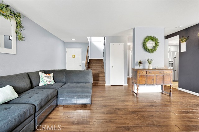 Detail Gallery Image 12 of 65 For 152 Cedar Creek, San Dimas,  CA 91773 - 2 Beds | 3 Baths