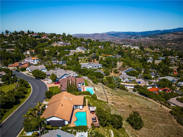 Detail Gallery Image 51 of 51 For 10651 Equestrian Dr, North Tustin,  CA 92705 - 4 Beds | 2/1 Baths