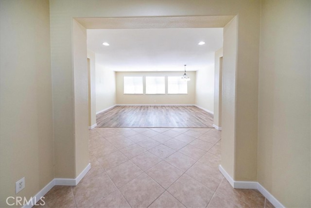 Detail Gallery Image 10 of 41 For 38729 Clearbrook Dr., Murrieta,  CA 92563 - 4 Beds | 2/1 Baths