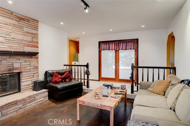 Detail Gallery Image 12 of 38 For 35621 Epple St, Murrieta,  CA 92563 - 4 Beds | 3/1 Baths