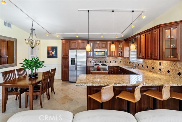 1002 Par Avenue, Paso Robles CA: https://media.crmls.org/medias/d4d80562-69af-4c5d-a370-1bbe168fd291.jpg