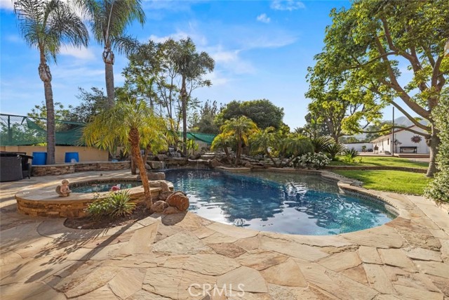 Detail Gallery Image 22 of 41 For 14667 Tyler St, Sylmar,  CA 91342 - 7 Beds | 6 Baths