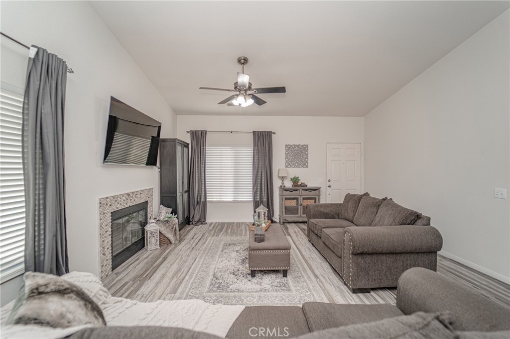 14924 Gloria Lane