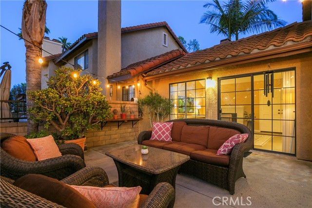 Detail Gallery Image 5 of 25 For 6000 E Ladera Ln, Anaheim Hills,  CA 92807 - 2 Beds | 2/1 Baths