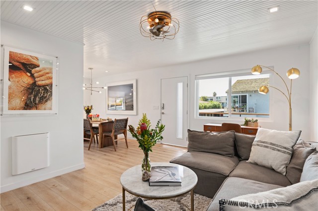 160 Ash Avenue, Carpinteria CA: https://media.crmls.org/medias/d4d92287-dec6-44f3-9c30-62429ebfa0a0.jpg