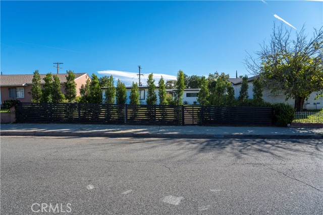 6250 Coldwater Canyon Avenue photo 4