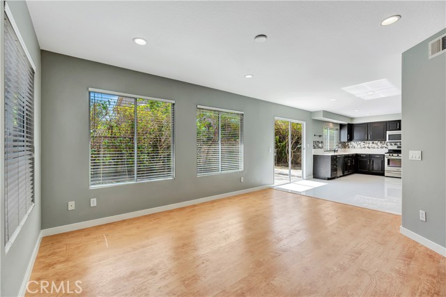 Detail Gallery Image 11 of 26 For 6 Charlemont Dr, Aliso Viejo,  CA 92656 - 4 Beds | 2/1 Baths