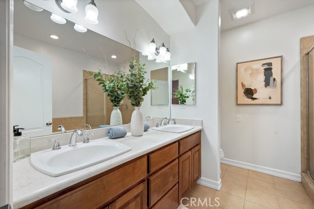 Detail Gallery Image 11 of 26 For 1905 Rockefeller Ln a,  Redondo Beach,  CA 90278 - 3 Beds | 3 Baths