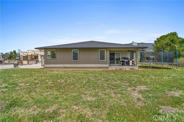 Detail Gallery Image 34 of 39 For 29700 Pinedale, Tehachapi,  CA 93561 - 4 Beds | 2/1 Baths