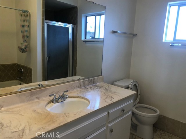 218 N Nicholson Avenue, Monterey Park CA: https://media.crmls.org/medias/d4db1f8a-93ed-40e4-b63f-76941dd2dc63.jpg