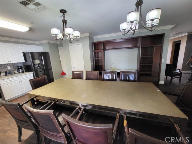 Detail Gallery Image 6 of 6 For 3060 Emerald, Lancaster,  CA 93535 - 4 Beds | 2 Baths