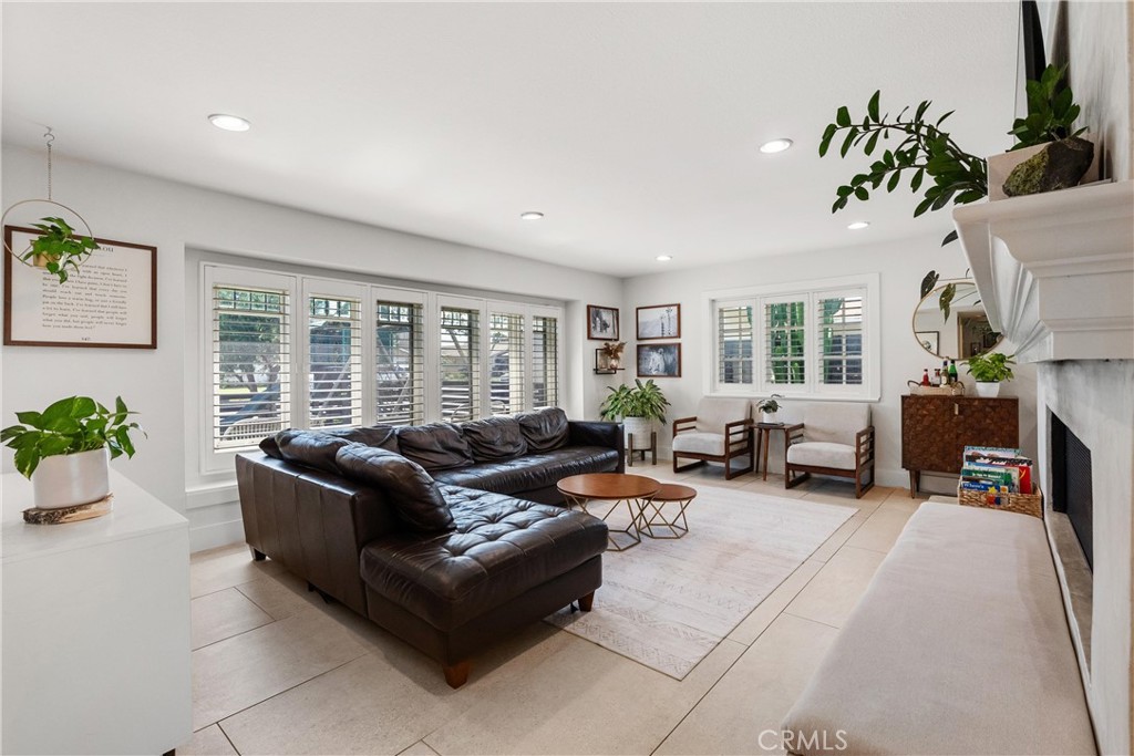 D4ddb274 9e71 46ab 815f Babccdc76206