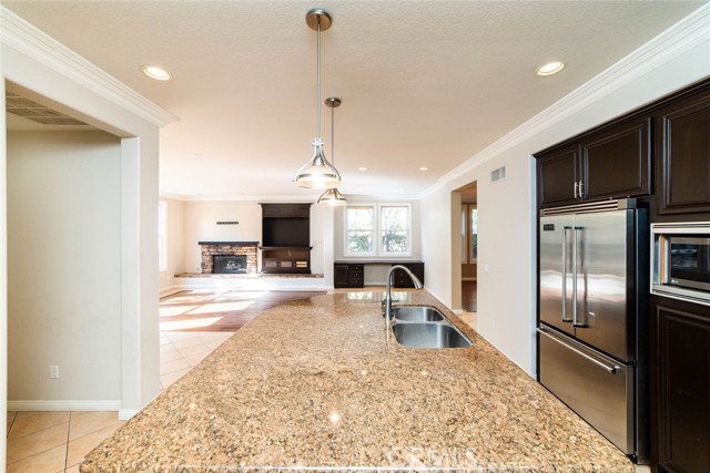 Detail Gallery Image 15 of 51 For 6 Roseleaf, Irvine,  CA 92620 - 5 Beds | 3/1 Baths