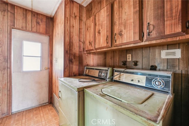 2930 W Rialto ave, Rialto CA: https://media.crmls.org/medias/d4ddf59b-0f1e-4071-a476-f648024d8c14.jpg