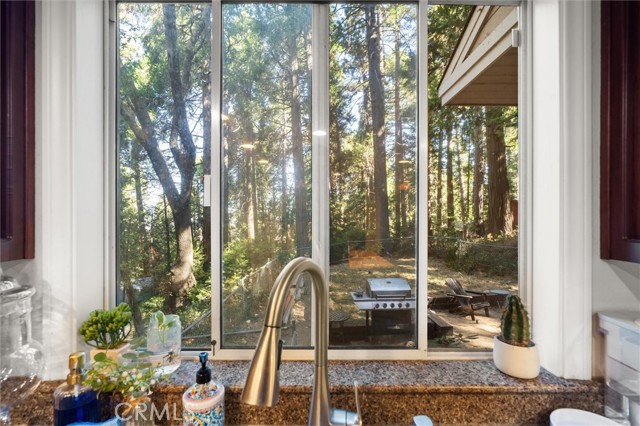 23788 Inspiration, Crestline, CA 92325