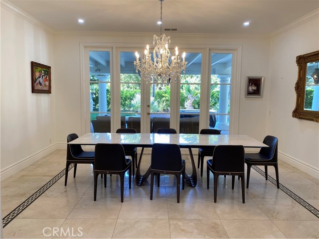 Detail Gallery Image 8 of 33 For 5267 Newcastle Ln, Calabasas,  CA 91302 - 6 Beds | 6 Baths