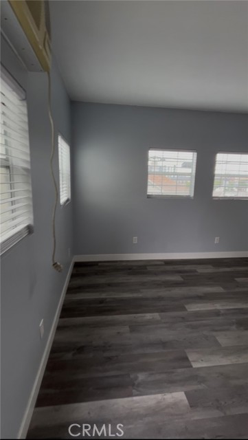 1032 S Normandie Avenue, Los Angeles CA: https://media.crmls.org/medias/d4df8a95-7c41-4096-9a41-4e4b9516b3b7.jpg