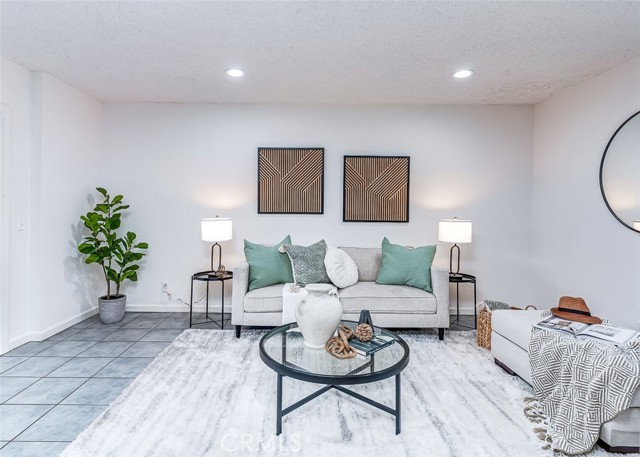 4785 Larwin Avenue, Cypress CA: https://media.crmls.org/medias/d4e01e85-baa8-4c3d-a03e-e25934c5e083.jpg