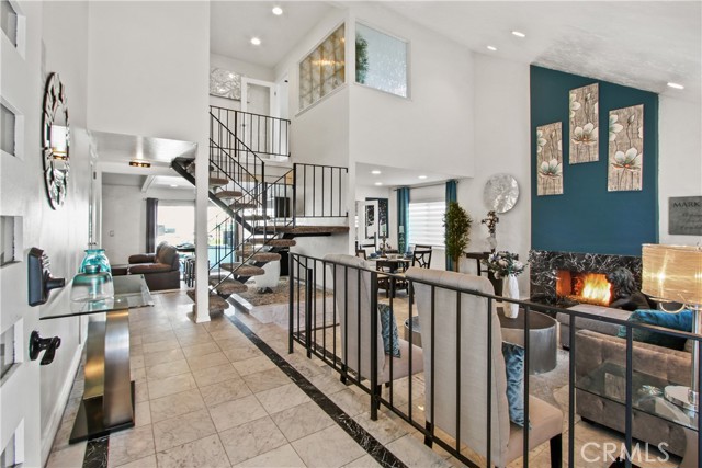1107 Woodbury Drive, Harbor City CA: https://media.crmls.org/medias/d4e20486-8f5b-4e42-8914-9ac08e7815be.jpg