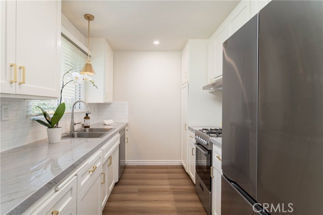 Detail Gallery Image 8 of 20 For 1741 Tustin Ave 10c,  Costa Mesa,  CA 92627 - 2 Beds | 2 Baths