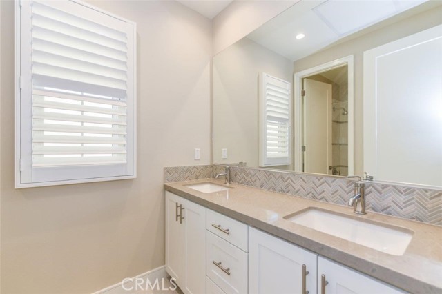 D4e2f77e 9824 4099 Ba2f 43898d4a0e17