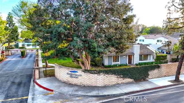 Detail Gallery Image 4 of 20 For 2005 W West Wind, Santa Ana,  CA 92704 - 2 Beds | 2 Baths