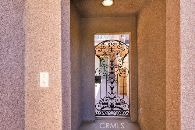 Detail Gallery Image 3 of 50 For 14119 Jicarilla Road, #204, Apple Valley,  CA 92307 - 3 Beds | 2/1 Baths