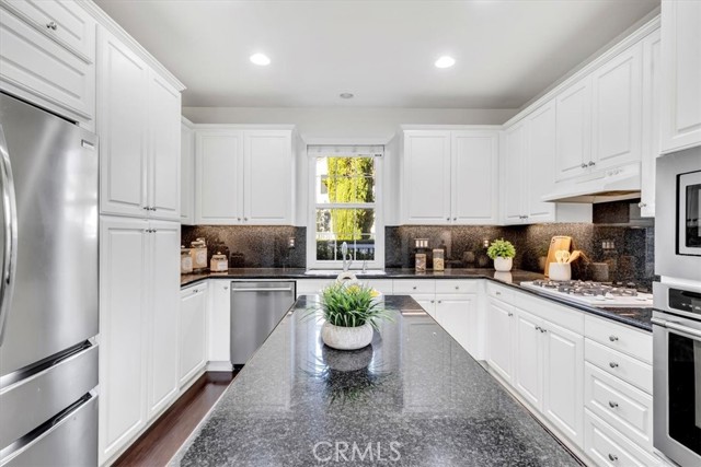 Detail Gallery Image 5 of 58 For 17 Sandy Pond, Ladera Ranch,  CA 92694 - 4 Beds | 2/1 Baths