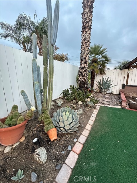 Detail Gallery Image 6 of 54 For 6981 Osbun Rd, San Bernardino,  CA 92404 - 5 Beds | 2 Baths