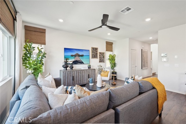 Detail Gallery Image 6 of 30 For 14167 Pandora St, Moreno Valley,  CA 92555 - 4 Beds | 2/1 Baths