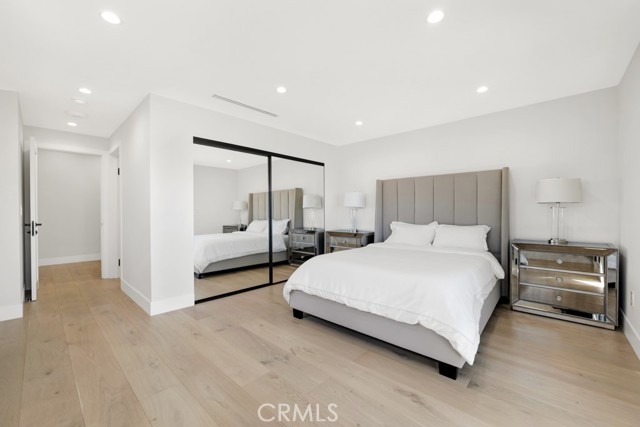 20151 Via Medici, Porter Ranch CA: https://media.crmls.org/medias/d4e637ad-78d8-468a-ad08-b0ca8e2bbe78.jpg