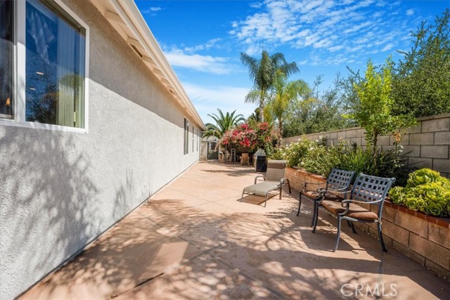 19247 Mountain Shadow Lane, Perris CA: https://media.crmls.org/medias/d4e67fd9-aedf-4762-850e-4fbc5c8ead0e.jpg