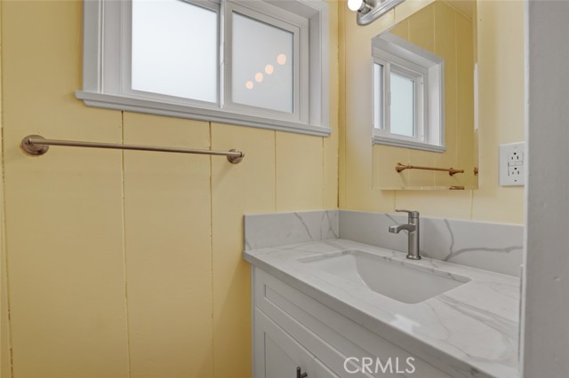 Detail Gallery Image 33 of 51 For 221 Avenida Monterey, San Clemente,  CA 92672 - 5 Beds | 4/1 Baths