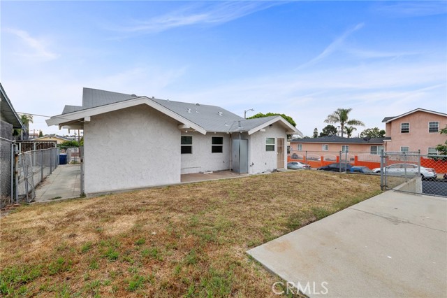 Detail Gallery Image 11 of 46 For 25527 Belle Porte Ave, Harbor City,  CA 90710 - 3 Beds | 2 Baths