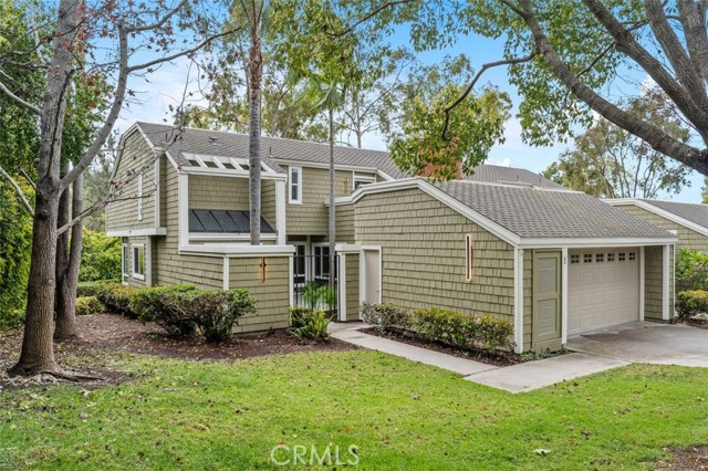 Detail Gallery Image 2 of 52 For 1 Rainbow Falls, Irvine,  CA 92603 - 4 Beds | 3 Baths