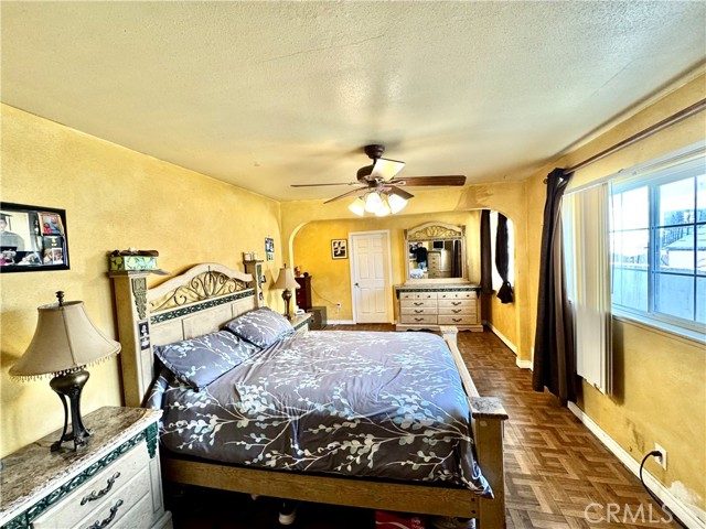 Detail Gallery Image 13 of 24 For 10811 Milano Ave, Norwalk,  CA 90650 - 4 Beds | 2 Baths