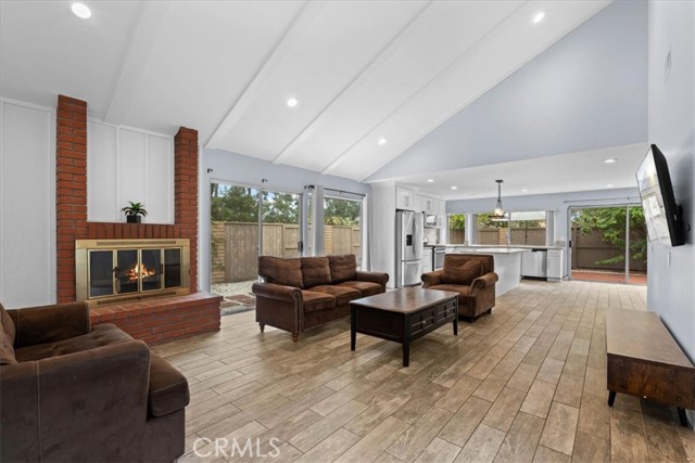 Detail Gallery Image 7 of 45 For 6 Banyan Tree, Irvine,  CA 92612 - 4 Beds | 2 Baths