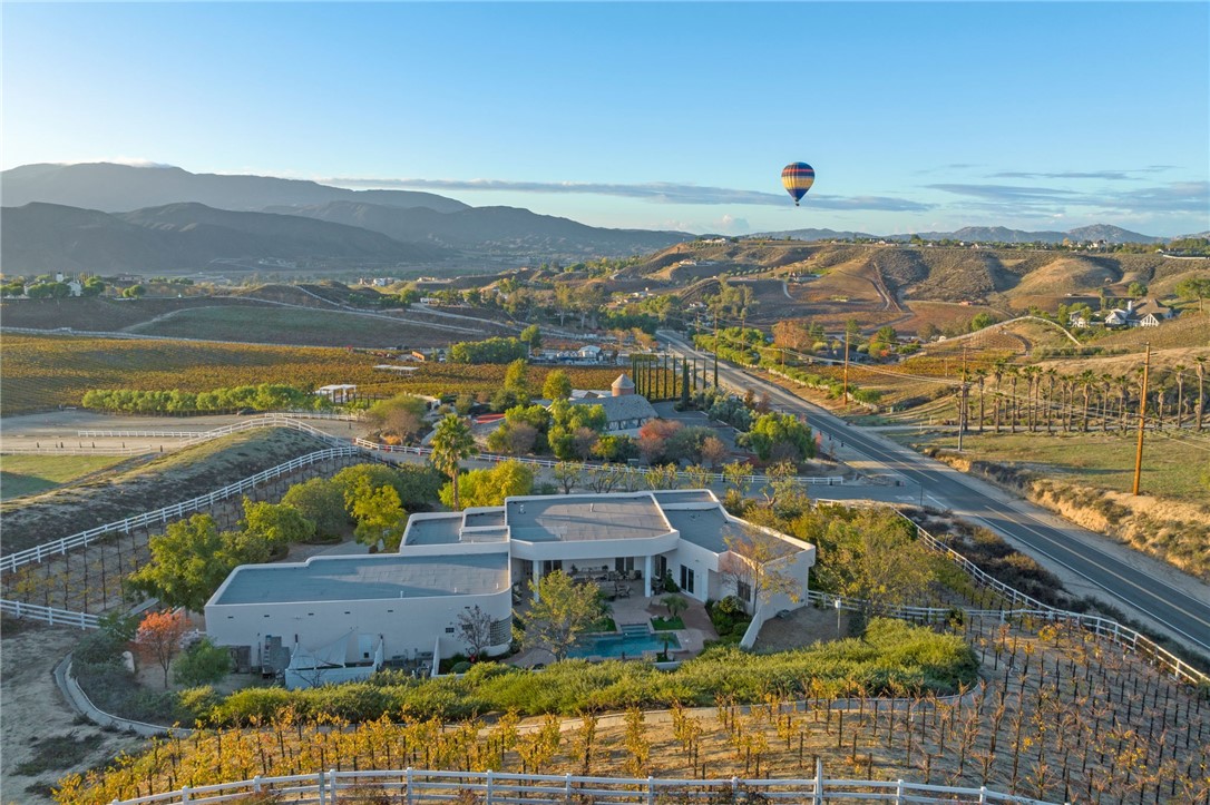 Detail Gallery Image 1 of 71 For 36990 Los Alamitos Dr, Temecula,  CA 92592 - 3 Beds | 2/1 Baths