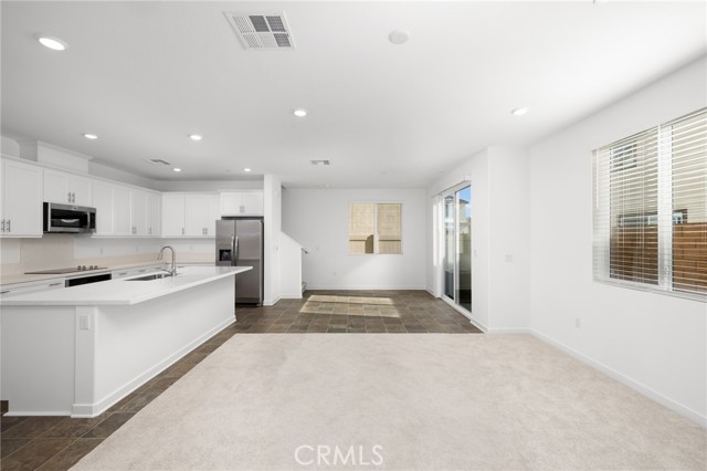 Detail Gallery Image 8 of 37 For 3268 Sprout Paseo, Ontario,  CA 91761 - 3 Beds | 2/1 Baths