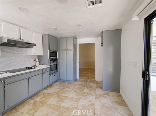 Detail Gallery Image 12 of 68 For 8528 Warwick Dr, Desert Hot Springs,  CA 92240 - 3 Beds | 2 Baths
