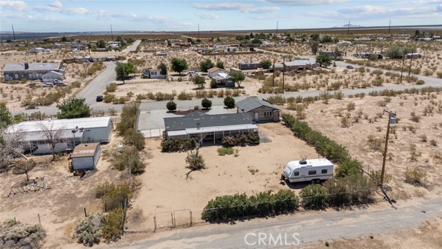 6241 Sespe Avenue, Mojave CA: https://media.crmls.org/medias/d4ea229e-55a9-4e24-85c1-7a661c461ccf.jpg