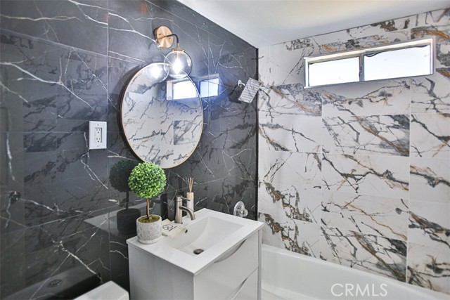 Detail Gallery Image 30 of 37 For 2540 W Picadilly Way, Anaheim,  CA 92801 - 3 Beds | 1/1 Baths