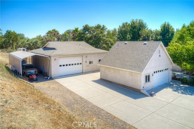 6060 Miners Ranch Road, Oroville CA: https://media.crmls.org/medias/d4eaa38e-a33b-4fb6-b3a4-db0151b97ce6.jpg