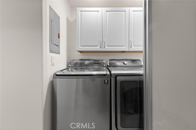 Detail Gallery Image 7 of 19 For 19 Laguna Court, Manhattan Beach,  CA 90266 - 3 Beds | 2/1 Baths