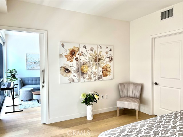 Detail Gallery Image 6 of 38 For 400 S Broadway #811,  Los Angeles,  CA 90013 - 1 Beds | 1 Baths