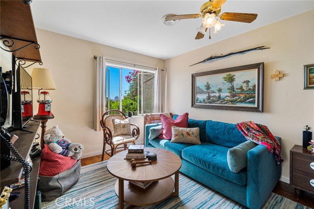 30802 Marilyn Drive, Laguna Beach CA: https://media.crmls.org/medias/d4eacc17-2a40-42c7-b39f-4036f65904bf.jpg